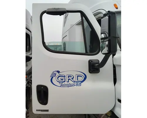 FREIGHTLINER Cascadia 125 Door Assembly, Front