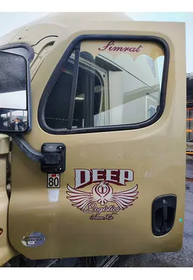 FREIGHTLINER Cascadia 125 Door Assembly, Front