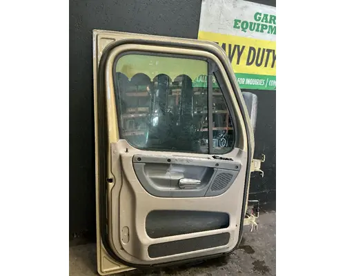 FREIGHTLINER Cascadia 125 Door Assembly, Front