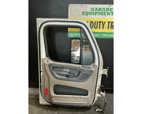 FREIGHTLINER Cascadia 125 Door Assembly, Front
