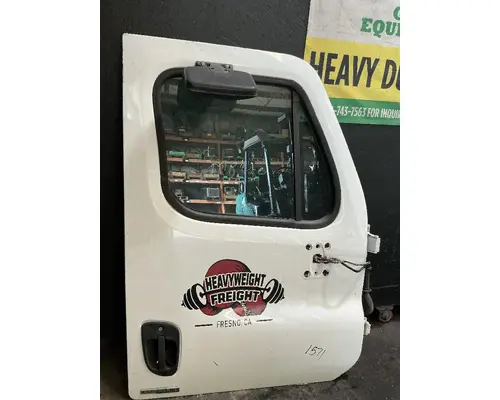 FREIGHTLINER Cascadia 125 Door Assembly, Front