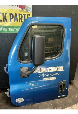 FREIGHTLINER Cascadia 125 Door Assembly, Front