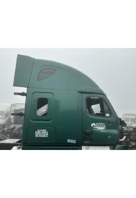 FREIGHTLINER Cascadia 125 Door Assembly, Front