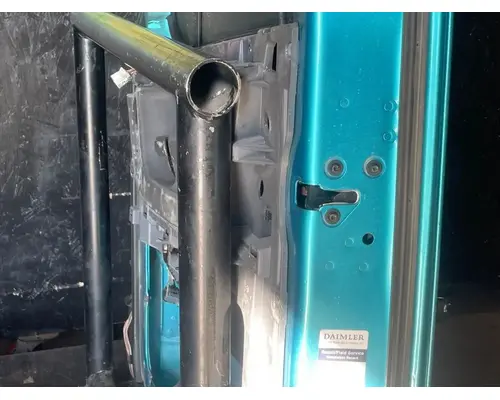 FREIGHTLINER Cascadia 125 Door Assembly, Front