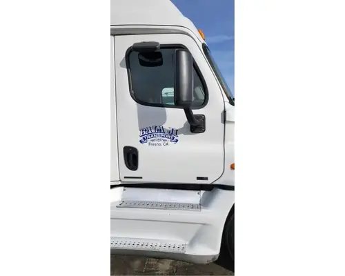 FREIGHTLINER Cascadia 125 Door Assembly, Front