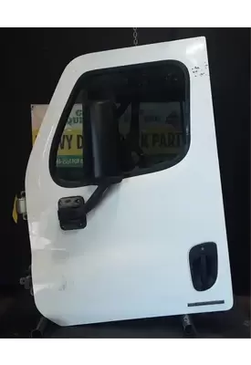 FREIGHTLINER Cascadia 125 Door Assembly, Front