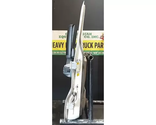 FREIGHTLINER Cascadia 125 Door Assembly, Front