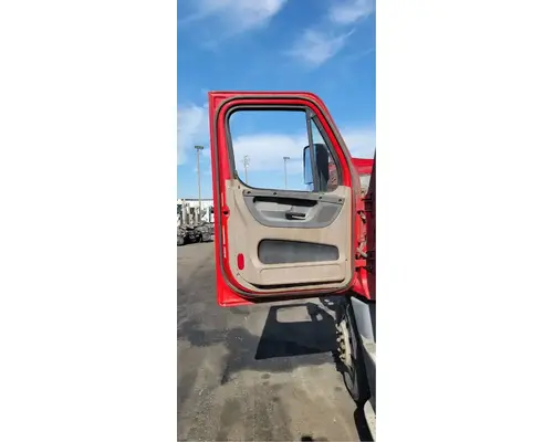 FREIGHTLINER Cascadia 125 Door Assembly, Front