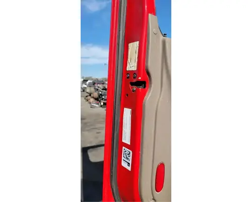 FREIGHTLINER Cascadia 125 Door Assembly, Front