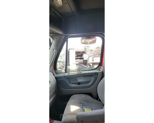 FREIGHTLINER Cascadia 125 Door Assembly, Front