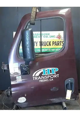 FREIGHTLINER Cascadia 125 Door Assembly, Front