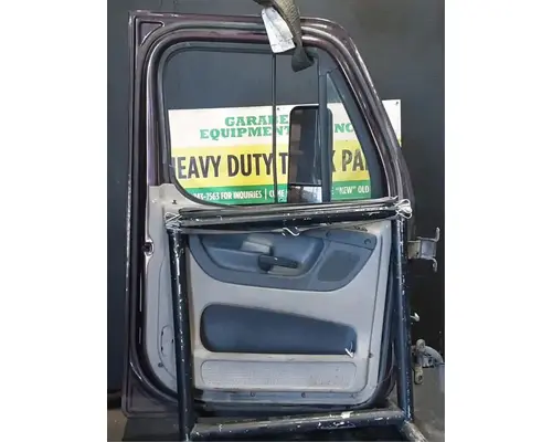FREIGHTLINER Cascadia 125 Door Assembly, Front