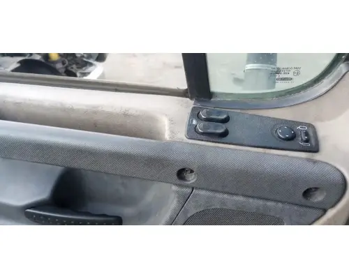 FREIGHTLINER Cascadia 125 Door Assembly, Front