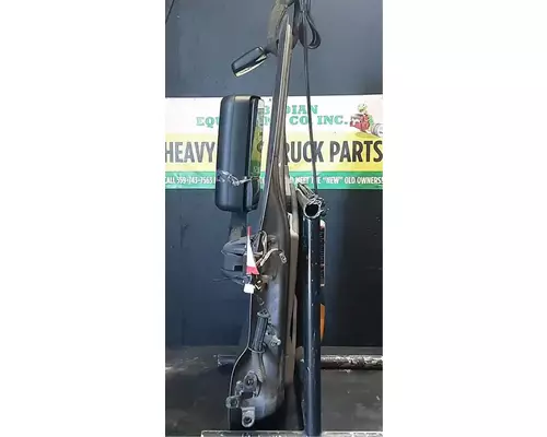 FREIGHTLINER Cascadia 125 Door Assembly, Front