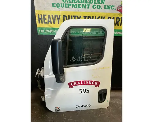 FREIGHTLINER Cascadia 125 Door Assembly, Front