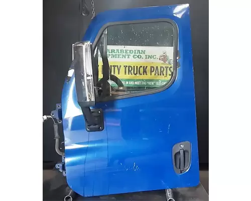 FREIGHTLINER Cascadia 125 Door Assembly, Front