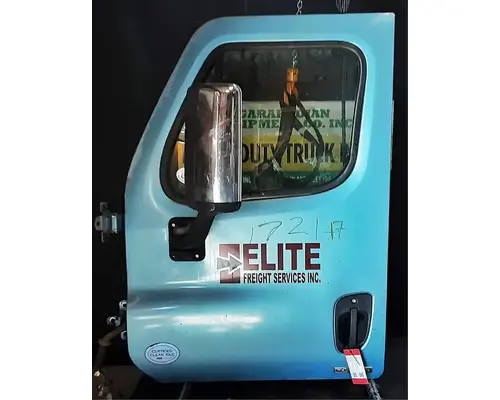 FREIGHTLINER Cascadia 125 Door Assembly, Front
