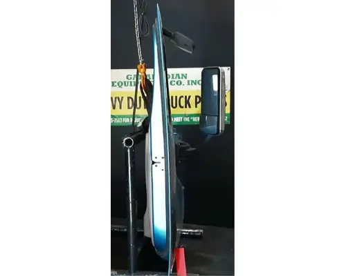 FREIGHTLINER Cascadia 125 Door Assembly, Front