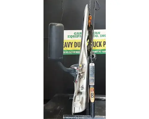 FREIGHTLINER Cascadia 125 Door Assembly, Front