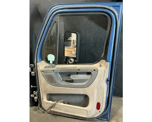 FREIGHTLINER Cascadia 125 Door Assembly, Front