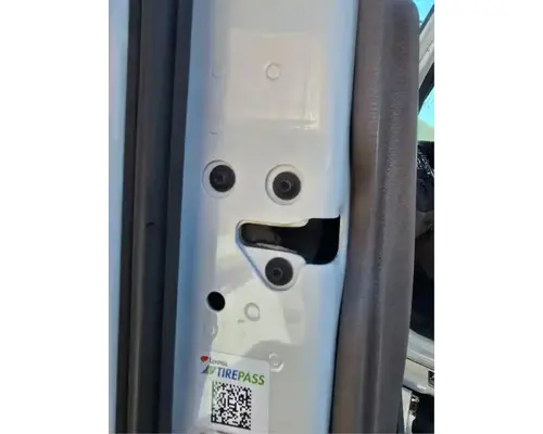 FREIGHTLINER Cascadia 125 Door Assembly, Front