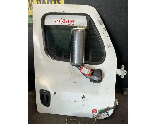 FREIGHTLINER Cascadia 125 Door Assembly, Front