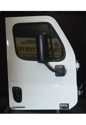 FREIGHTLINER Cascadia 125 Door Assembly, Front