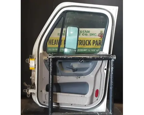 FREIGHTLINER Cascadia 125 Door Assembly, Front