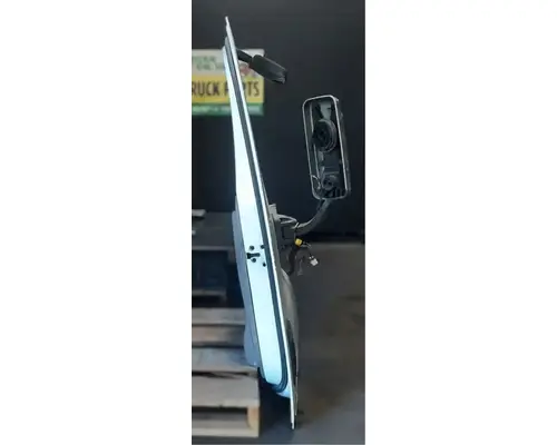 FREIGHTLINER Cascadia 125 Door Assembly, Front