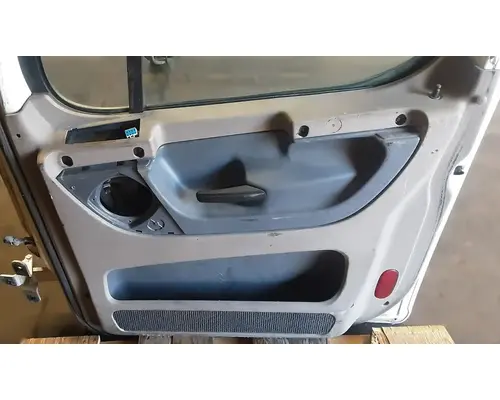 FREIGHTLINER Cascadia 125 Door Assembly, Front