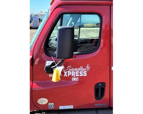 FREIGHTLINER Cascadia 125 Door Assembly, Front