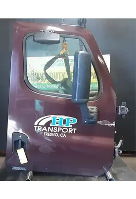 FREIGHTLINER Cascadia 125 Door Assembly, Front