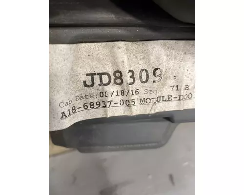 FREIGHTLINER Cascadia 125 Door Window Regulator, Front