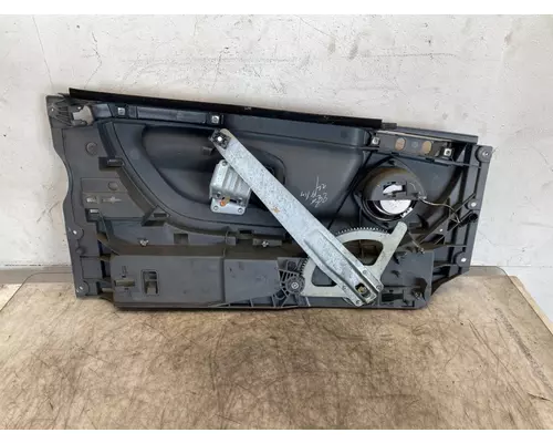 FREIGHTLINER Cascadia 125 Door Window Regulator, Front