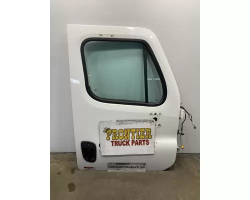 FREIGHTLINER Cascadia 125 Door
