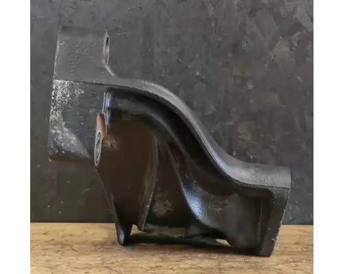 FREIGHTLINER Cascadia 125 Engine Mounts