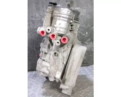 FREIGHTLINER Cascadia 125 Engine Parts, Misc.