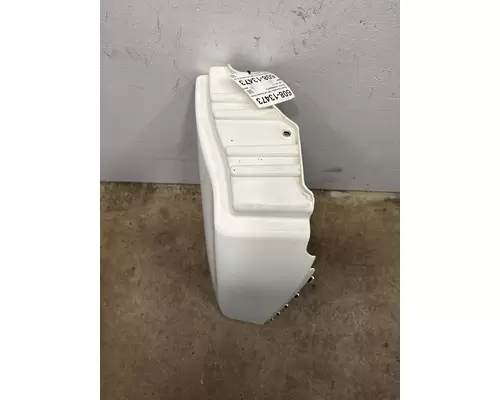 FREIGHTLINER Cascadia 125 Fender Extension