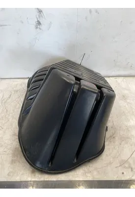 FREIGHTLINER Cascadia 125 Fender Extension