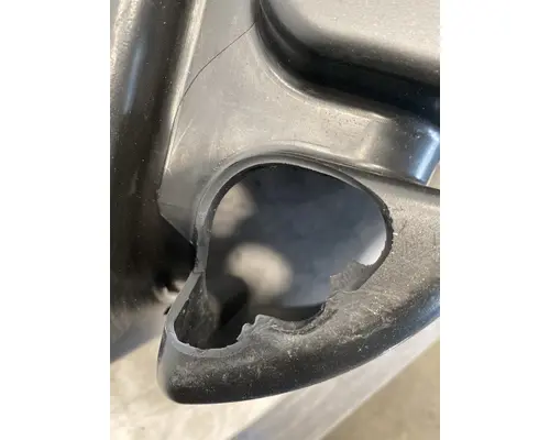 FREIGHTLINER Cascadia 125 Fender Extension