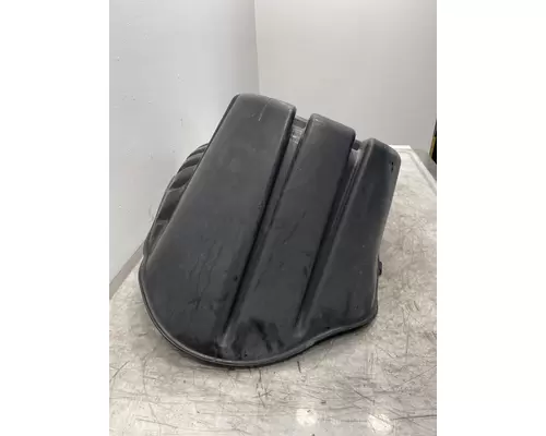 FREIGHTLINER Cascadia 125 Fender Extension