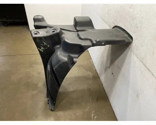 FREIGHTLINER Cascadia 125 Fender Extension