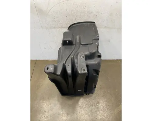FREIGHTLINER Cascadia 125 Fender Extension