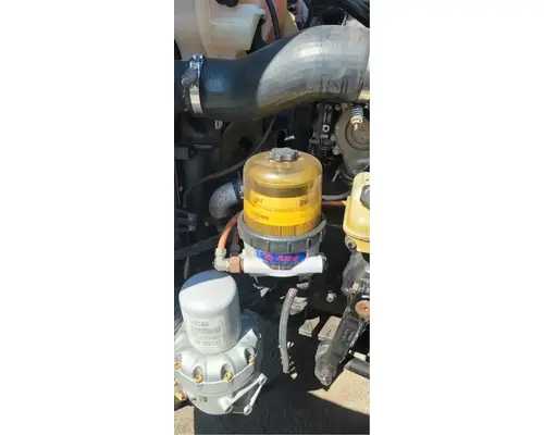 FREIGHTLINER Cascadia 125 FilterWater Separator