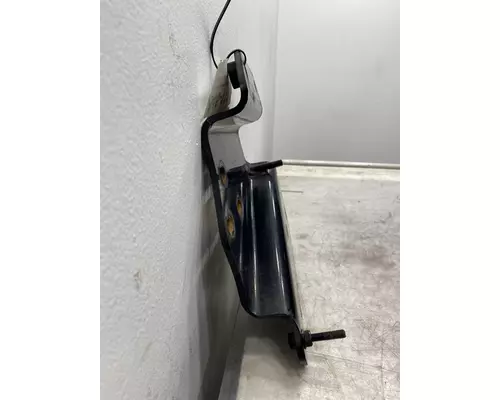 FREIGHTLINER Cascadia 125 Frame Horn