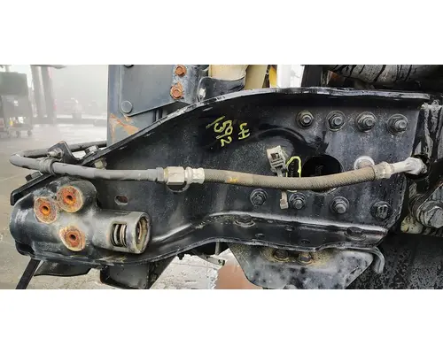 FREIGHTLINER Cascadia 125 Frame Horn
