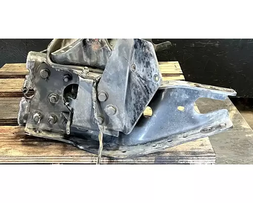 FREIGHTLINER Cascadia 125 Frame Horn