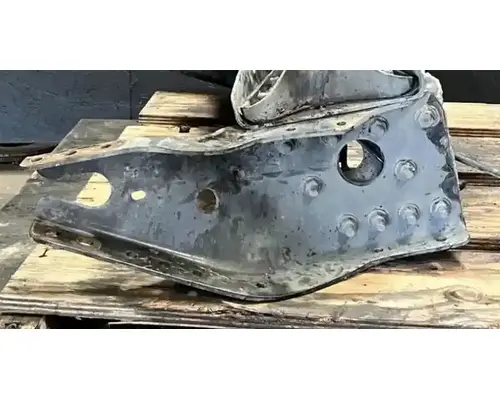 FREIGHTLINER Cascadia 125 Frame Horn