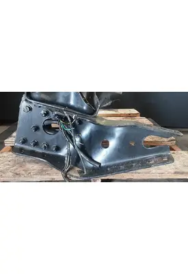 FREIGHTLINER Cascadia 125 Frame Horn