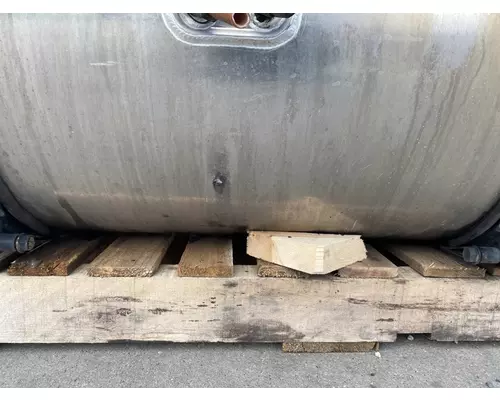 FREIGHTLINER Cascadia 125 Fuel Tank